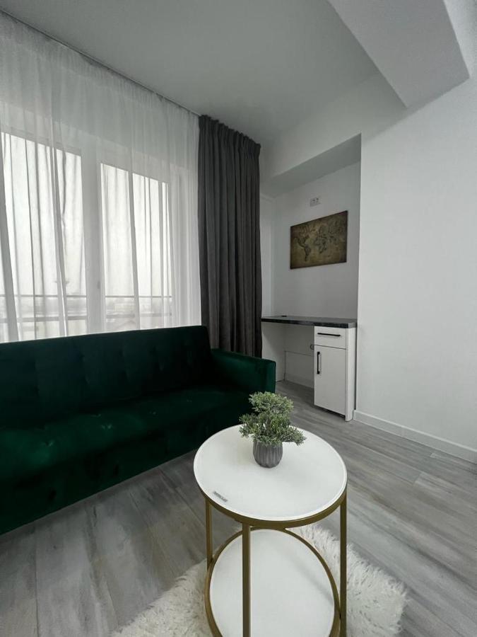 Urban Apartments And Studios - City Center Iasi Exterior foto